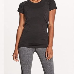 Lululemon Swiftly Tech Short Sleeve